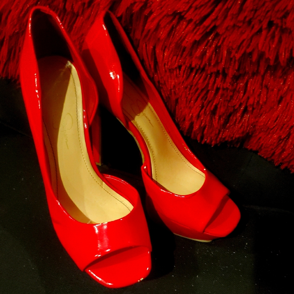 Red platform patten leather heels